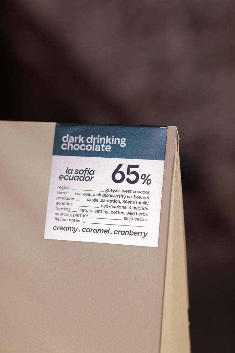 drinking chocolate 65% dark . ECUADOR finca la sofia . fruity