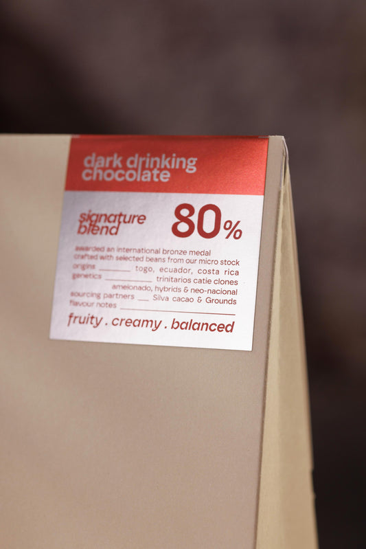 drinking chocolate 80% dark . SIGNATURE BLEND . balanced