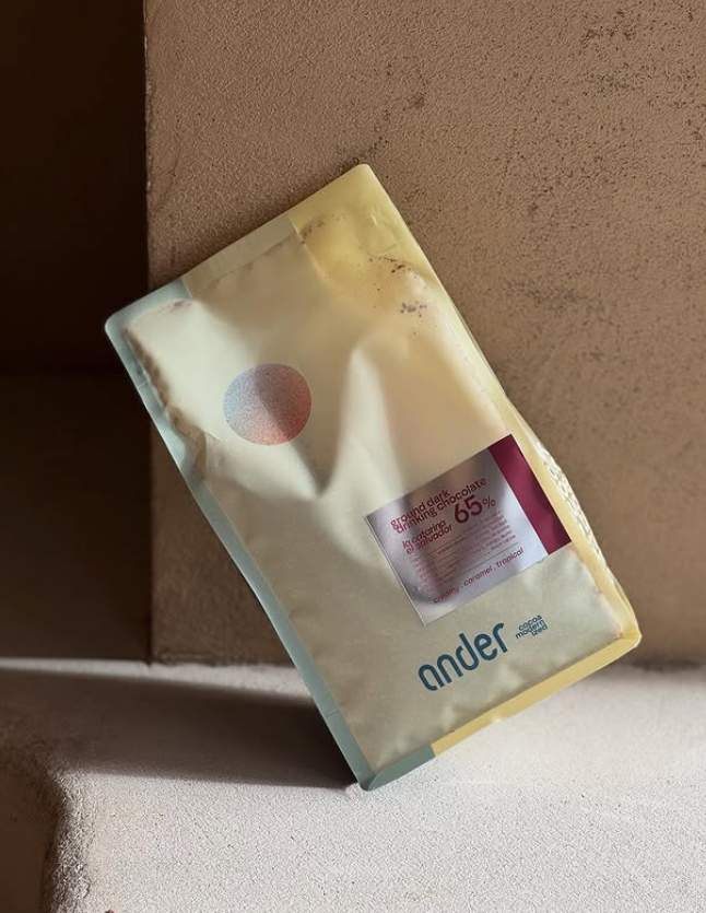 drinking chocolate 100% . UGANDA hinduka . sweet & savory